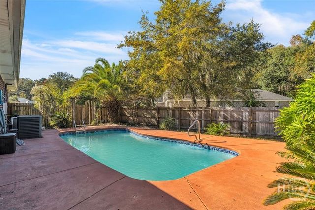 141 Colonial Drive, Midway, GA 31320