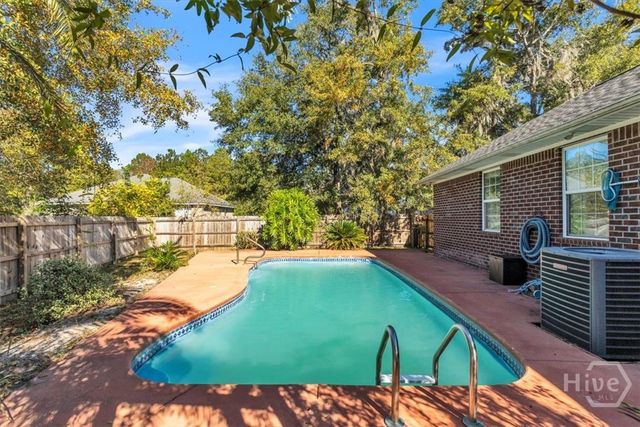 141 Colonial Drive, Midway, GA 31320