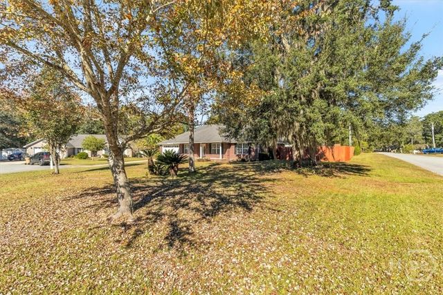 141 Colonial Drive, Midway, GA 31320