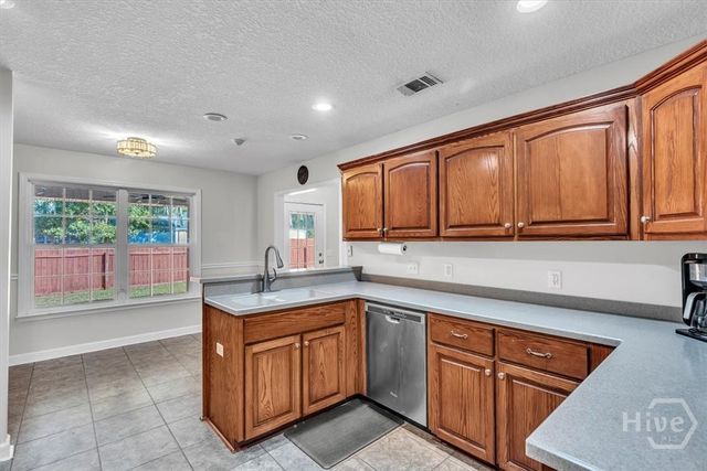 141 Colonial Drive, Midway, GA 31320