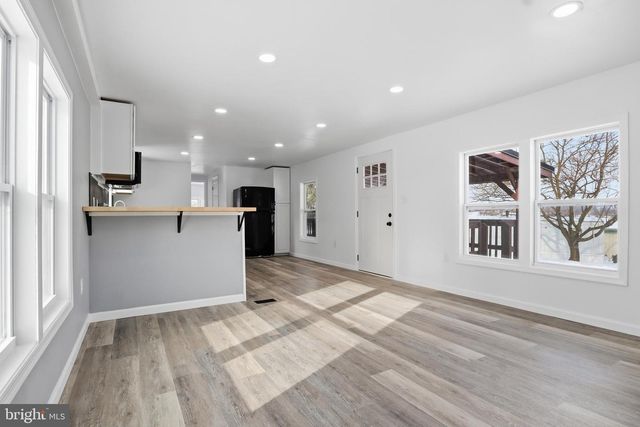 6 PINE ST, York, PA 17406