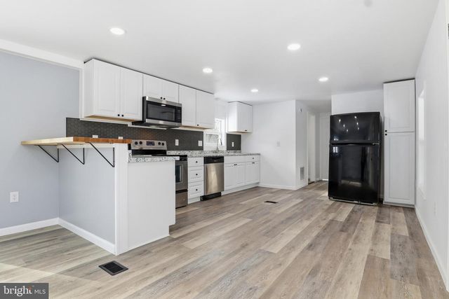 6 PINE ST, York, PA 17406