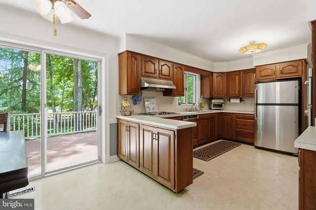 26 BELLEVIEW DR, Severna Park, MD 21146