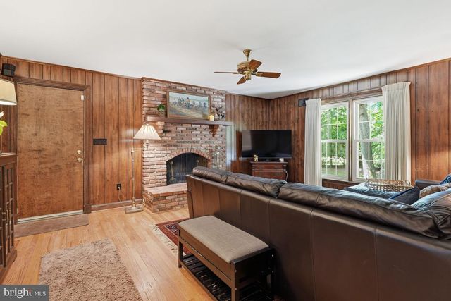 26 BELLEVIEW DR, Severna Park, MD 21146