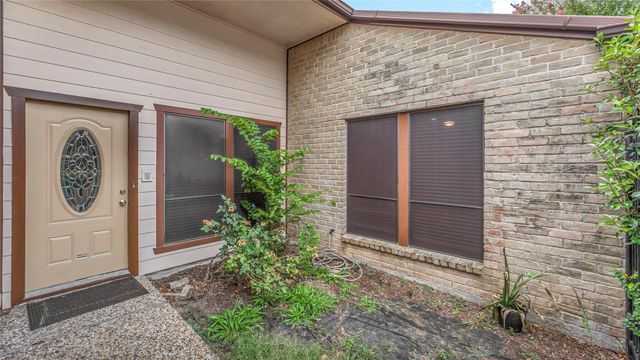 10919 Paulwood Drive, Houston, TX 77071