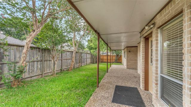 10919 Paulwood Drive, Houston, TX 77071