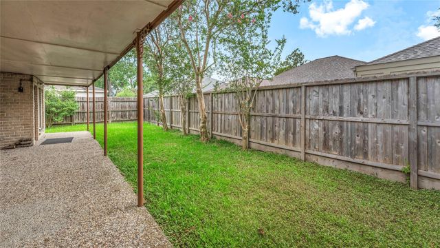 10919 Paulwood Drive, Houston, TX 77071