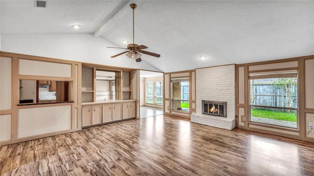 10919 Paulwood Drive, Houston, TX 77071