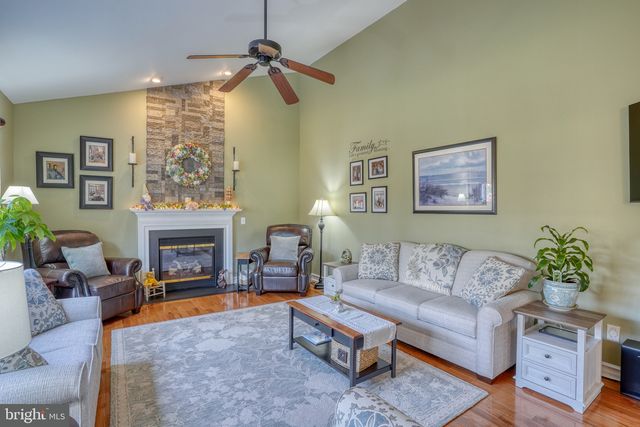 2 SUSIE CT, Middletown, DE 19709