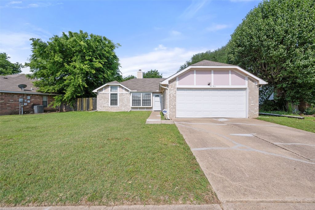 4756 Hollow Tree Drive, Arlington, TX 76018