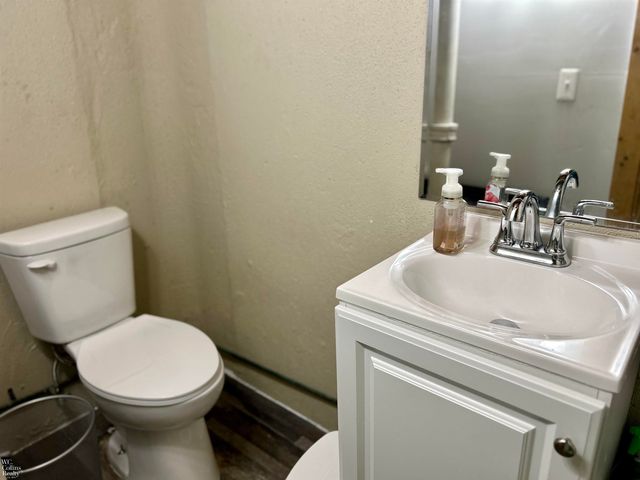 25219 Rubin Road, Warren, MI 48089