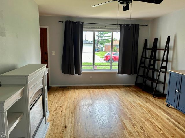 25219 Rubin Road, Warren, MI 48089