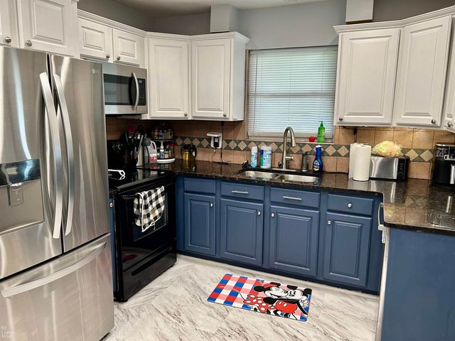 25219 Rubin Road, Warren, MI 48089