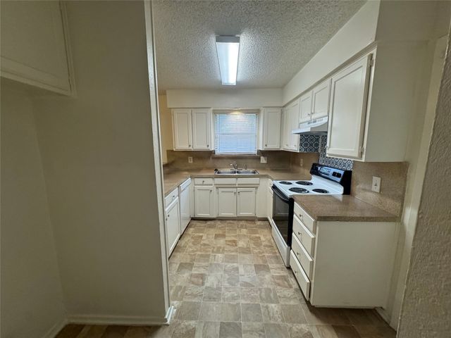 701 Boyd Drive, Grapevine, TX 76051