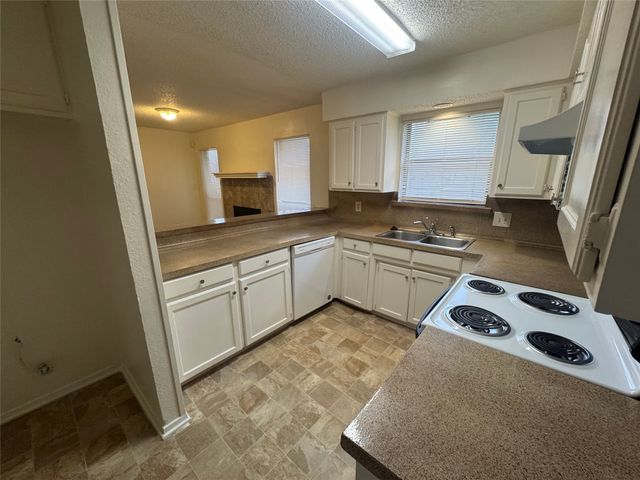 701 Boyd Drive, Grapevine, TX 76051