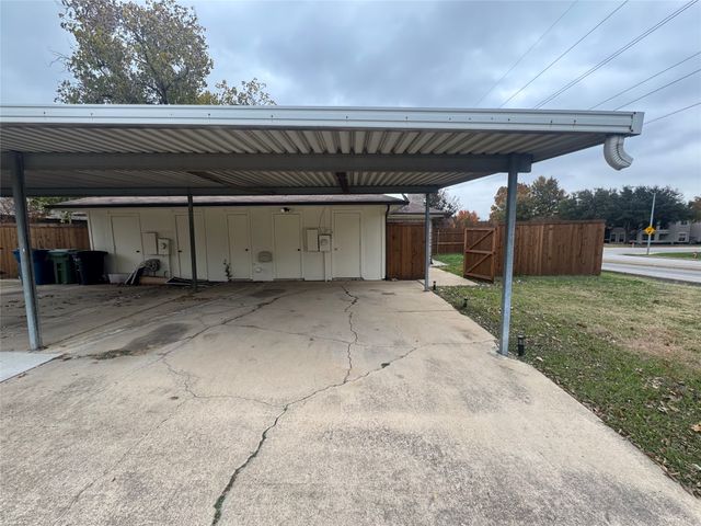 701 Boyd Drive, Grapevine, TX 76051