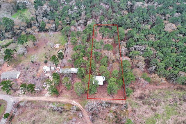 Split B 4794 Tall Pine Road, Navasota, TX 77868