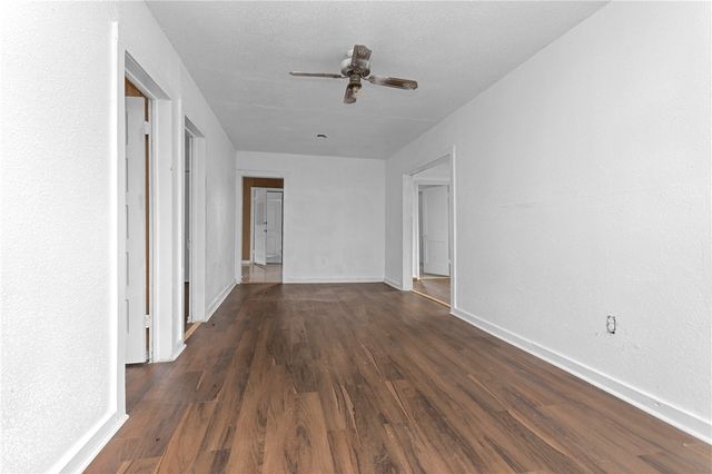 Split B 4794 Tall Pine Road, Navasota, TX 77868