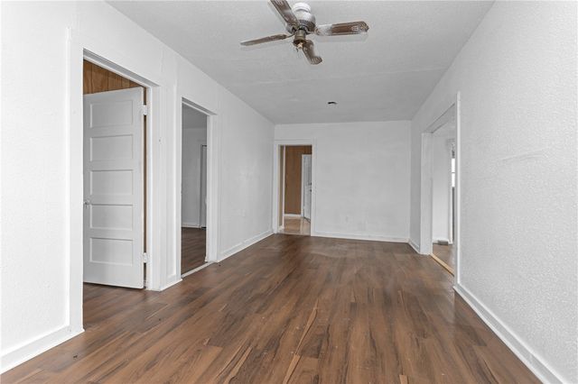 Split B 4794 Tall Pine Road, Navasota, TX 77868