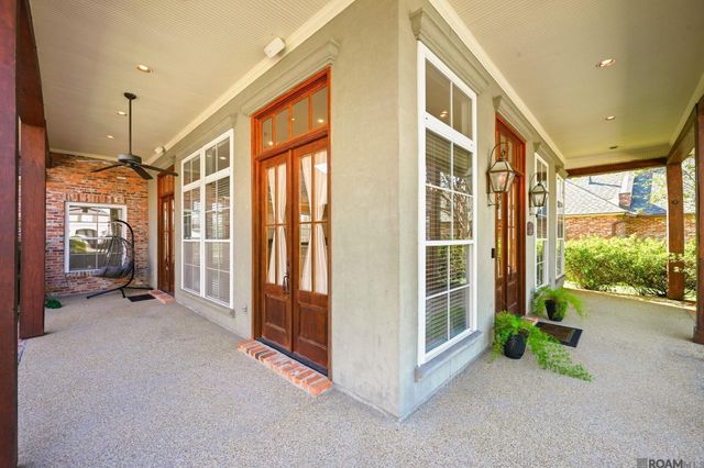 2402 S TURNBERRY AVE, Zachary, LA 70791