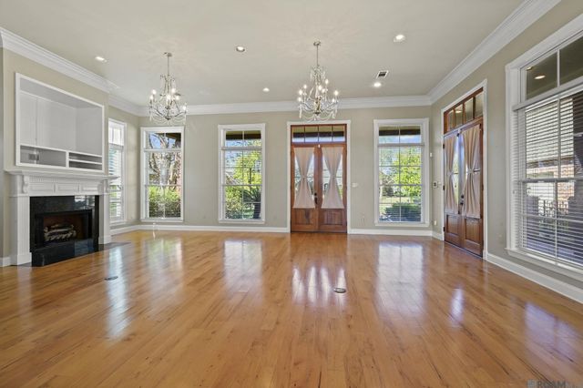 2402 S TURNBERRY AVE, Zachary, LA 70791