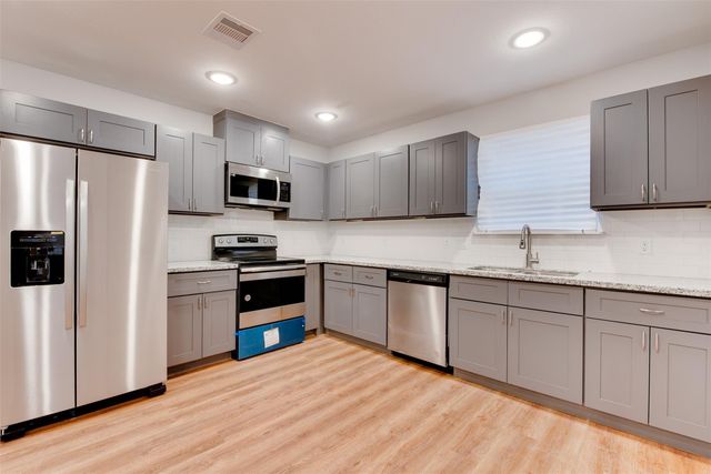2702 Reid Street A, Houston, TX 77026