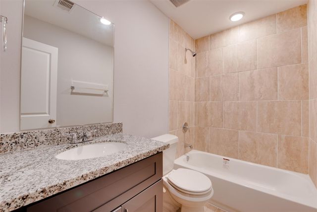 2702 Reid Street A, Houston, TX 77026