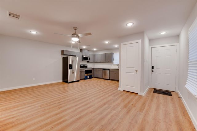 2702 Reid Street A, Houston, TX 77026
