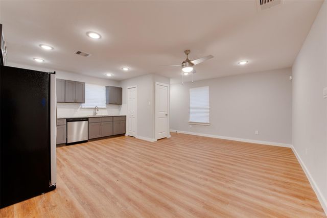 2702 Reid Street A, Houston, TX 77026