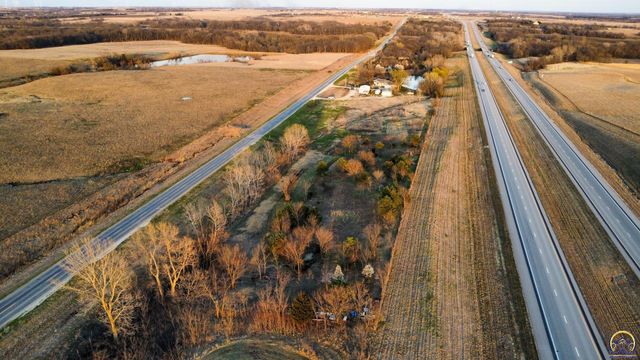 1667 Road 175, Emporia, KS 66801