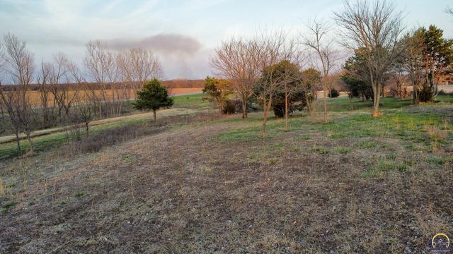 1667 Road 175, Emporia, KS 66801