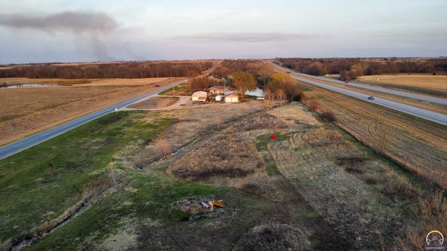 1667 Road 175, Emporia, KS 66801