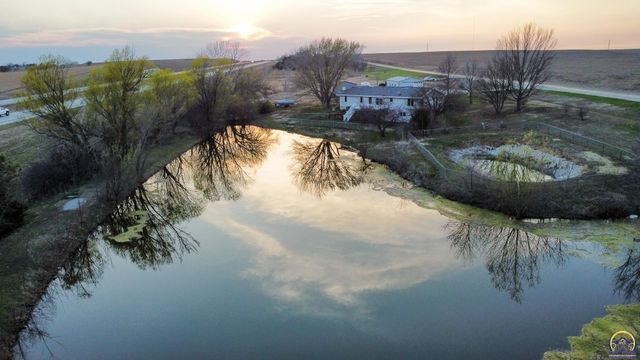 1667 Road 175, Emporia, KS 66801