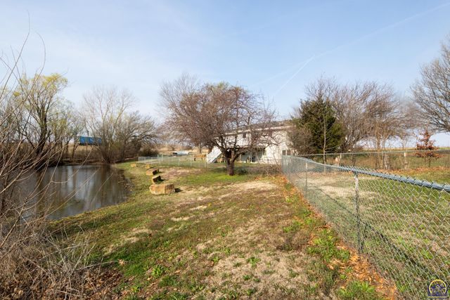 1667 Road 175, Emporia, KS 66801