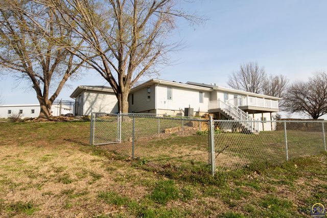 1667 Road 175, Emporia, KS 66801