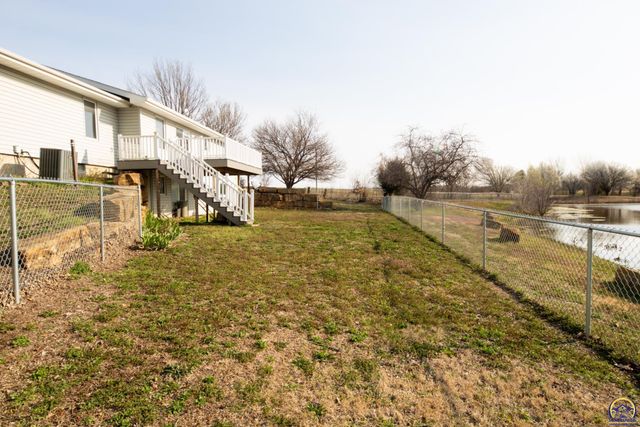 1667 Road 175, Emporia, KS 66801
