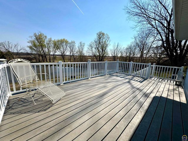 1667 Road 175, Emporia, KS 66801