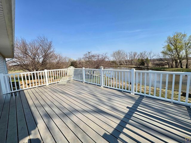 1667 Road 175, Emporia, KS 66801