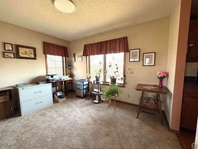 1667 Road 175, Emporia, KS 66801