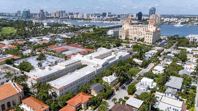 222 Park Avenue, Palm Beach, FL 33480