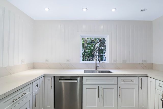 222 Park Avenue, Palm Beach, FL 33480