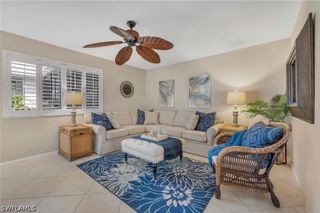 788 Park Shore DR D26, Naples, FL 34103