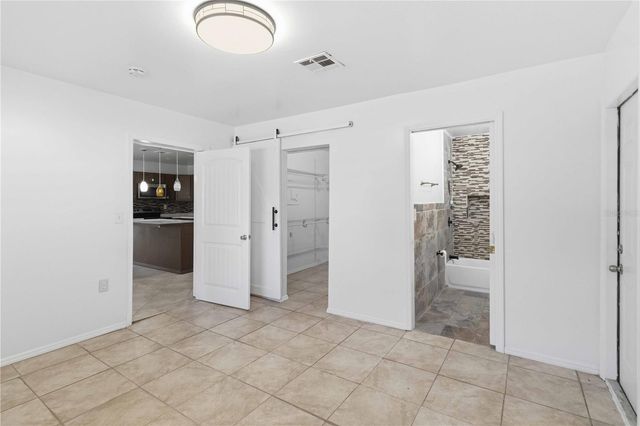 38308 COLLINS AVENUE, Zephyrhills, FL 33542