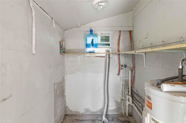 38308 COLLINS AVENUE, Zephyrhills, FL 33542