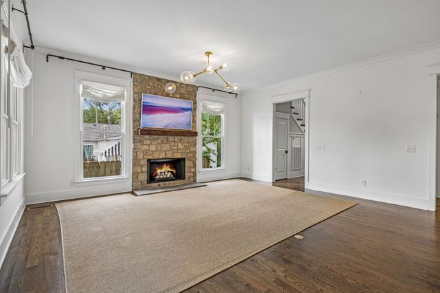 124B Lincoln Ct, Nashville, TN 37205