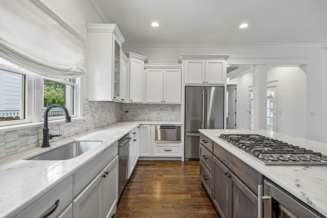 124B Lincoln Ct, Nashville, TN 37205