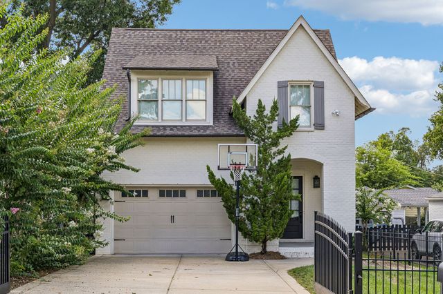 124B Lincoln Ct, Nashville, TN 37205