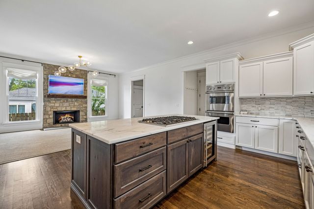 124B Lincoln Ct, Nashville, TN 37205