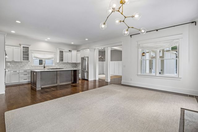 124B Lincoln Ct, Nashville, TN 37205