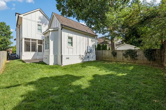 124B Lincoln Ct, Nashville, TN 37205